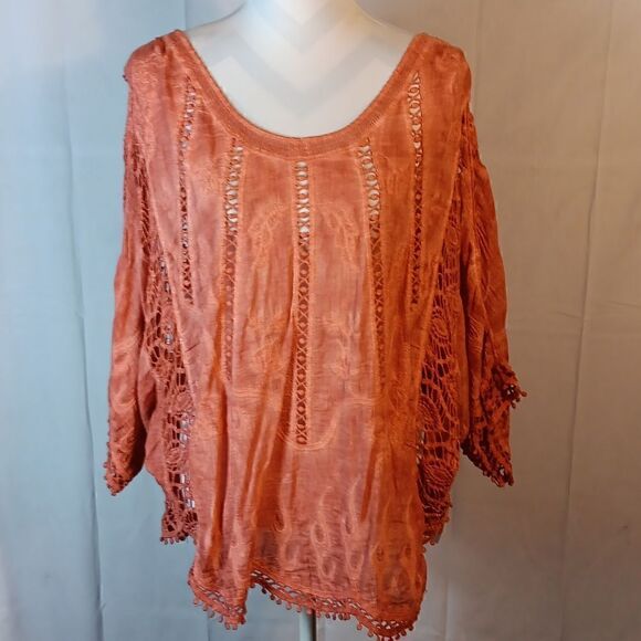 Kindred Lace Kimono Sleeve Top - Picture 9 of 9